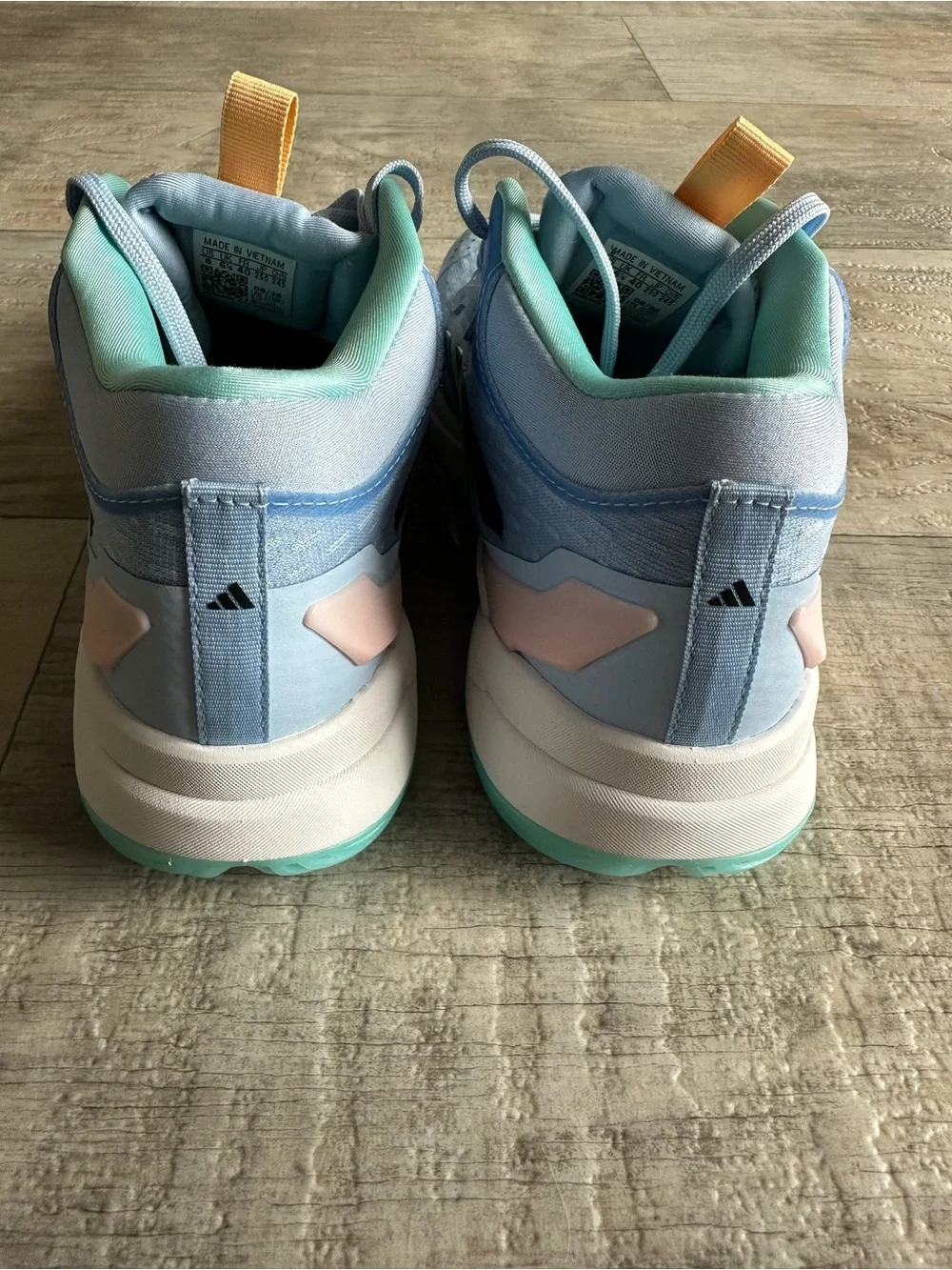 Adidas Crazyflight 6 Mid W Volleyball Shoes NWT Sz 8